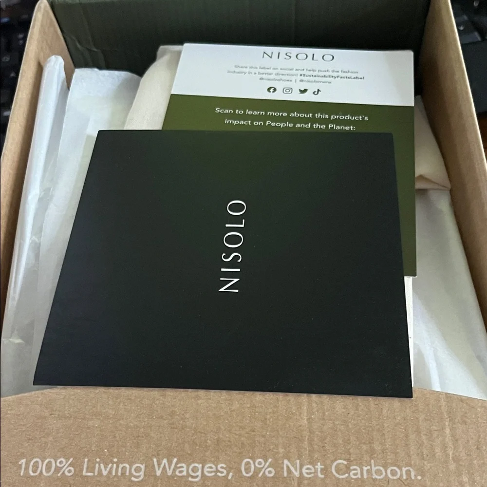 Nisolo Bria Court Sneaker in Light Beige - Picture 6 of 6